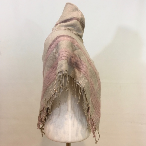 Mixit Mommy and Me Plaid knit Wrap - Picture 4 of 8